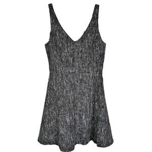 NWT Lulu’s Black Tweed Fit & Flare V-Neck Dress Women’s Size S